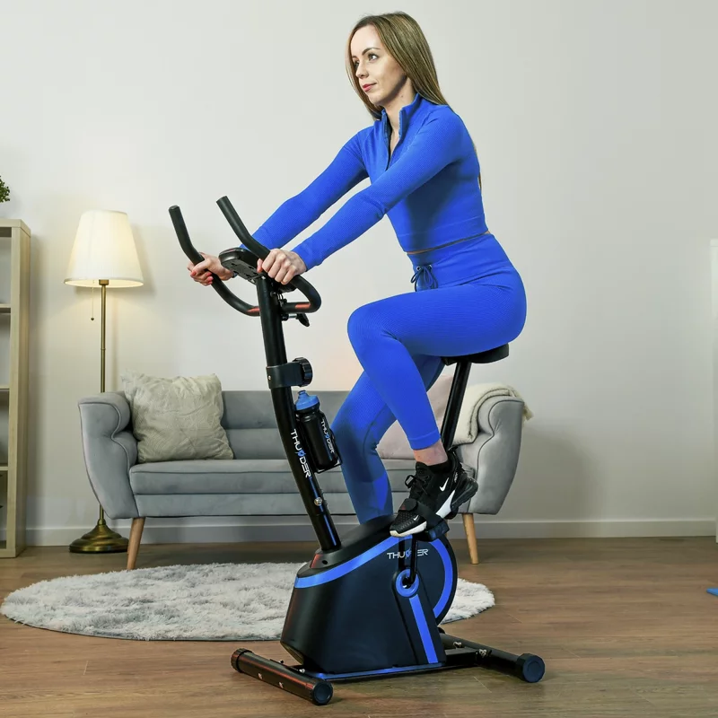 Bicicleta fitness magnetica 8 niveluri de rezistenta cu volanta.